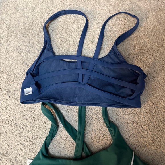 Bundle of 2 Vuori Sports Bras - Picture 2 of 3